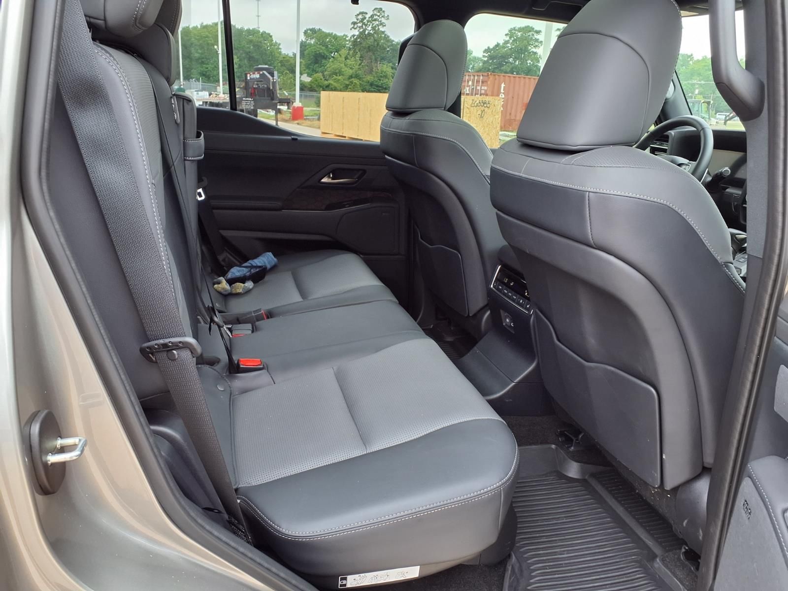 2025 Lexus GX 550 Luxury+ Silver at Gullo Toyota