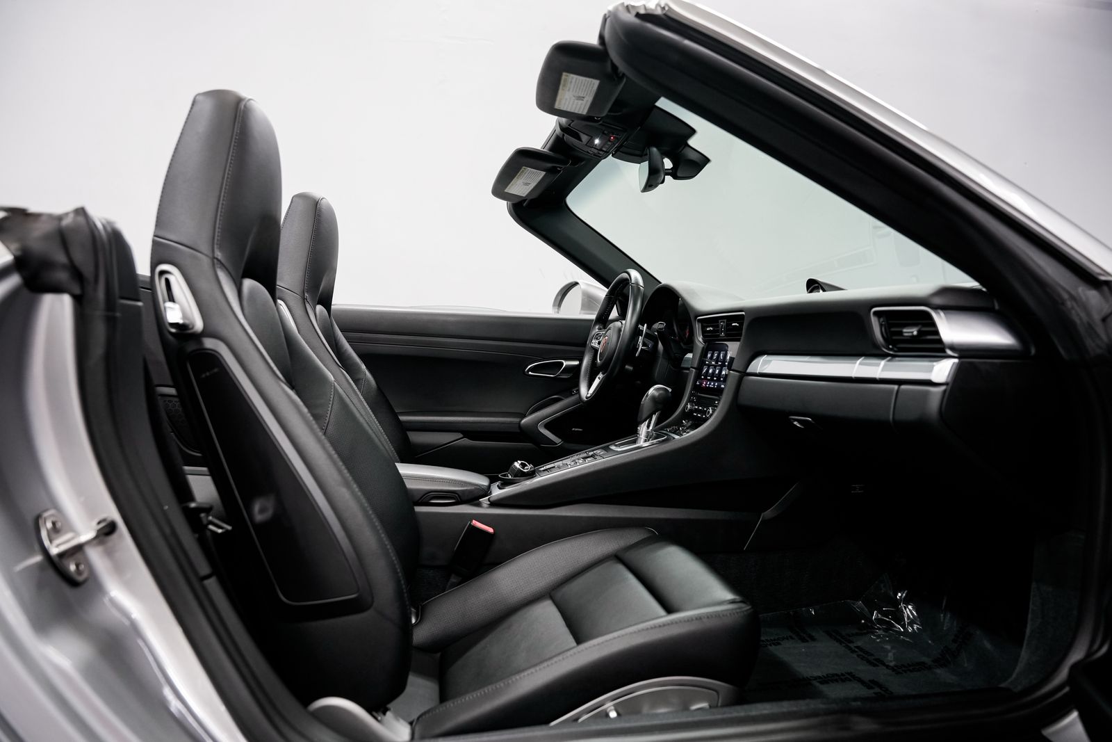 2018 Porsche 911 Carrera S — photo 28