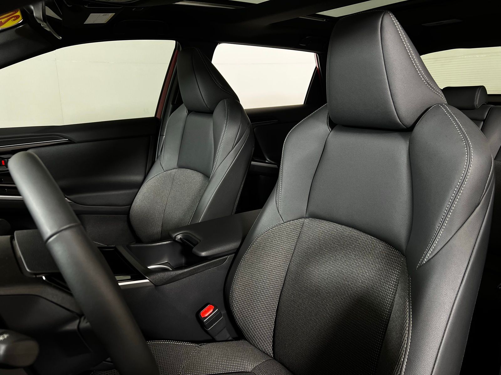 Thumbnail: 2024 Toyota bZ4X - 13