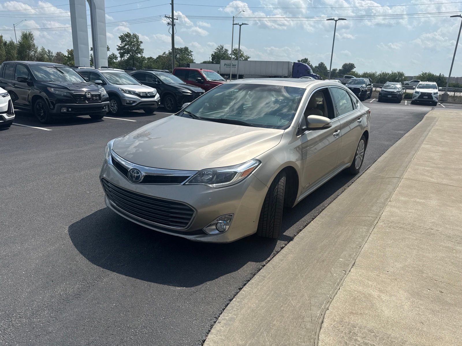 2013 Toyota Avalon Hybrid Limited