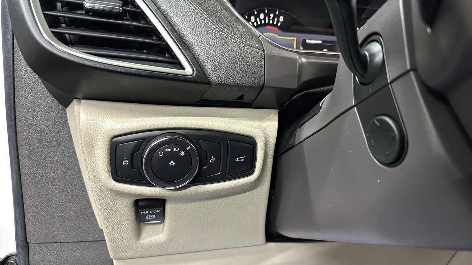 Used Car 2017 Lincoln Mkx  Reserve For Sale Under $15,000 In Austin, Texas