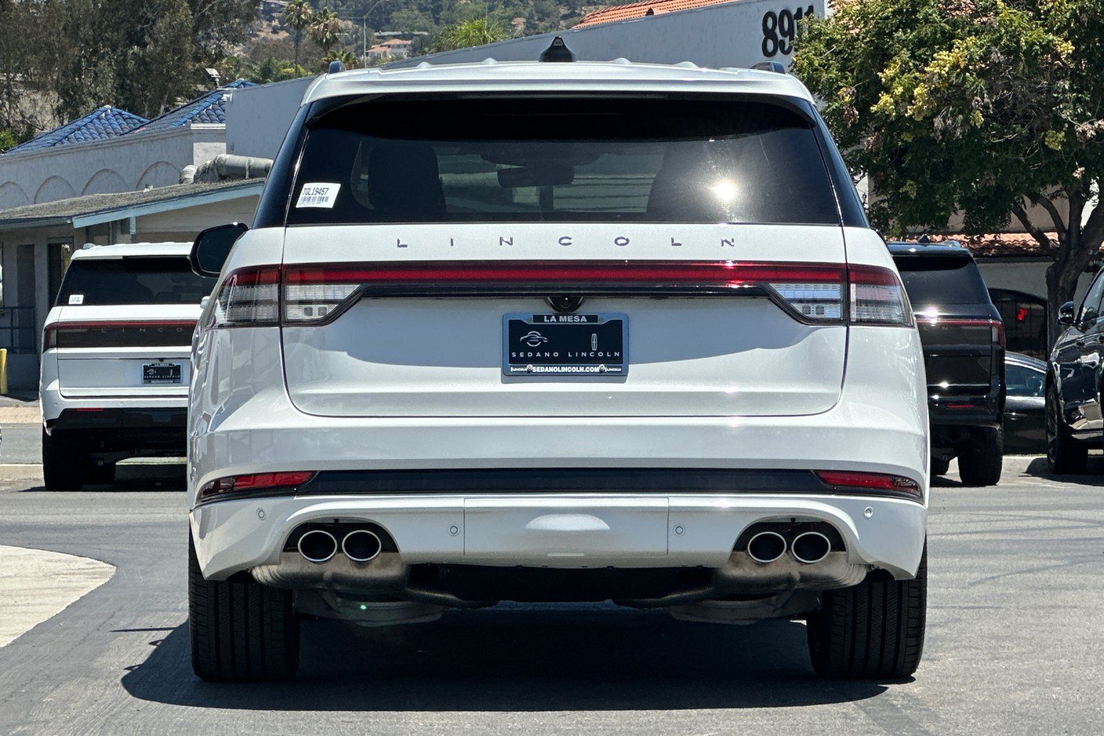 View vehicle photo 4