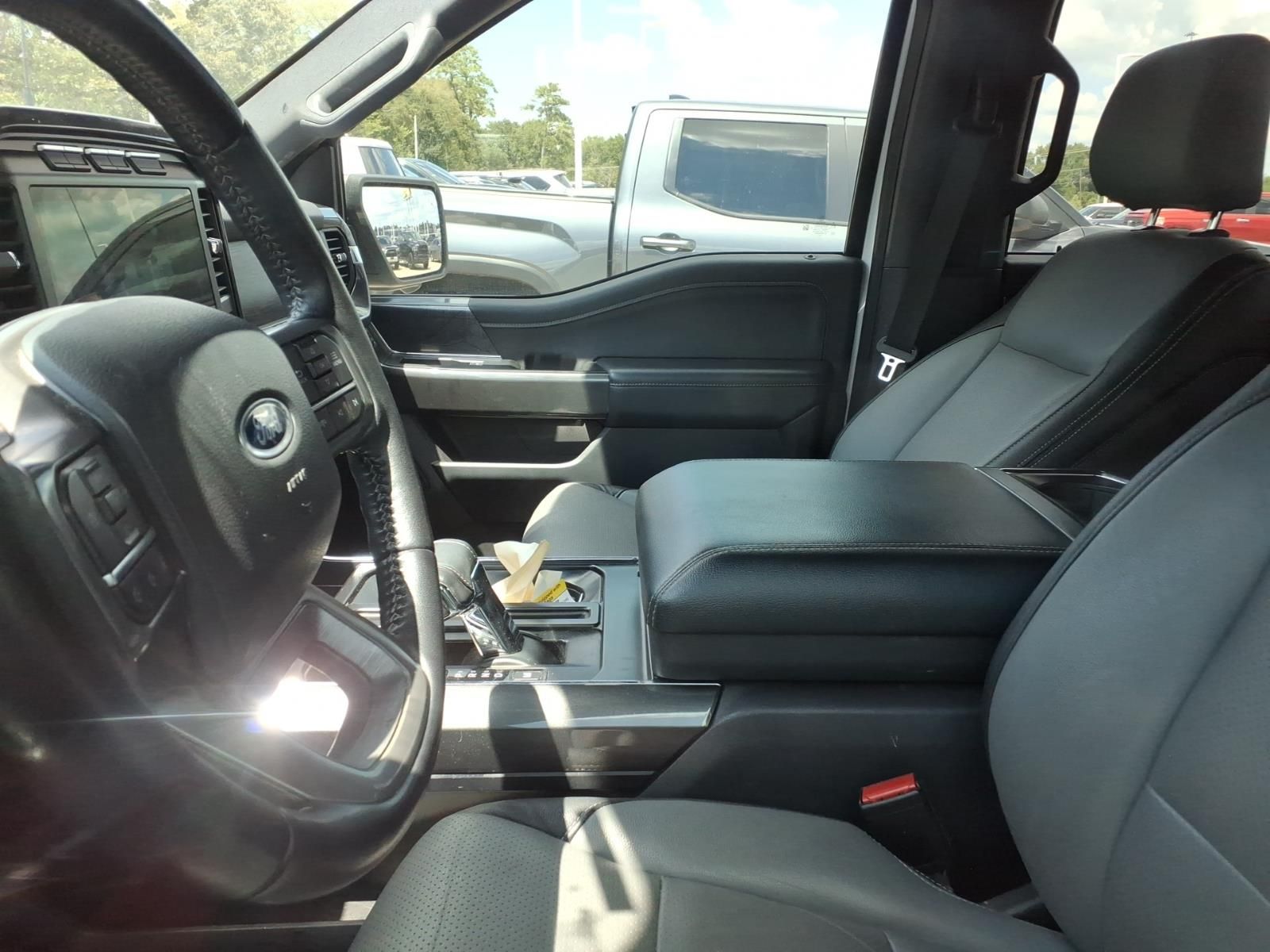 2022 Ford F-150 XLT - 8