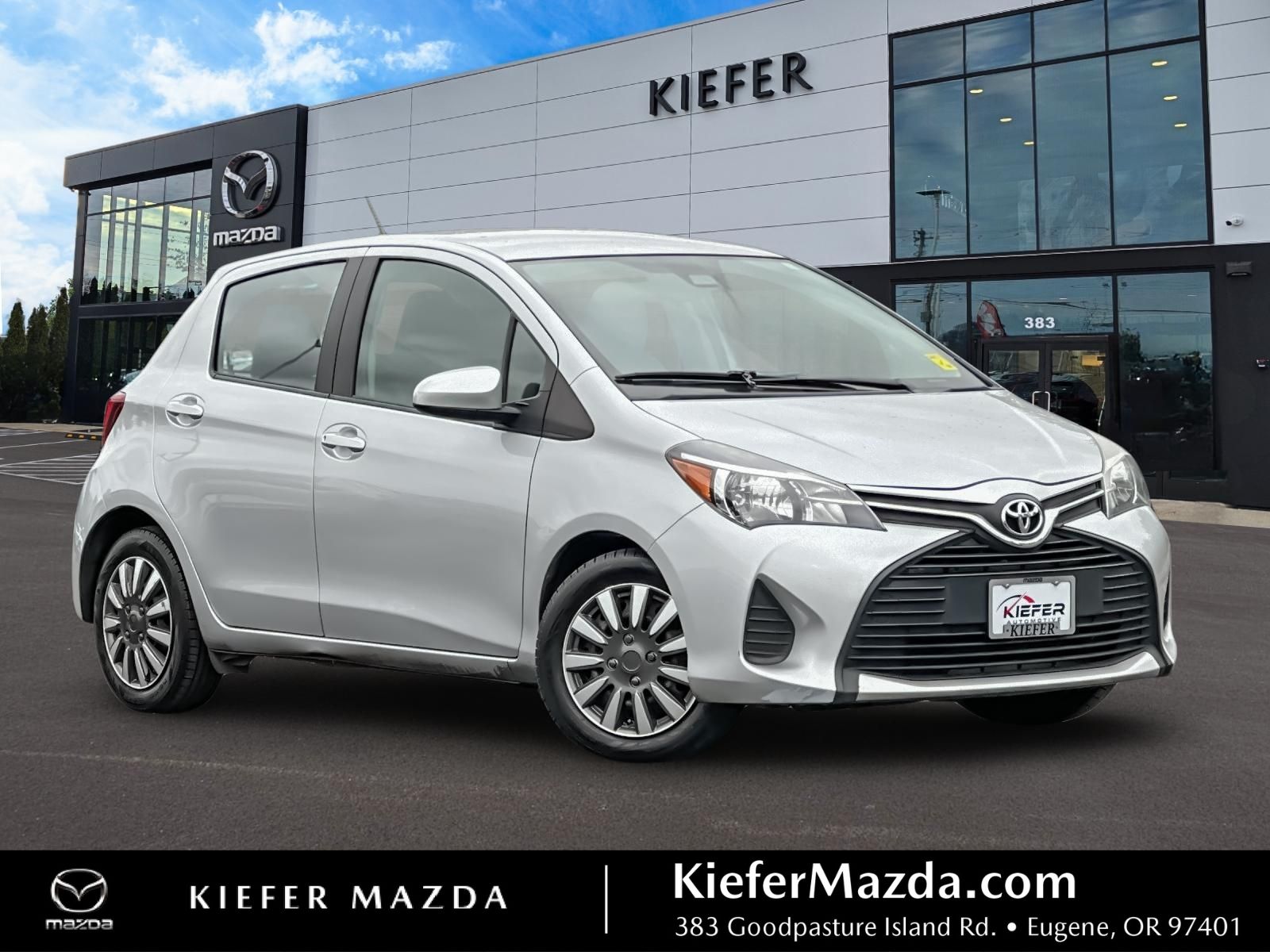 Classic Silver Metallic 2017 Toyota Yaris Hatchback Front-Wheel Drive 4-Speed Automatic Overdrive