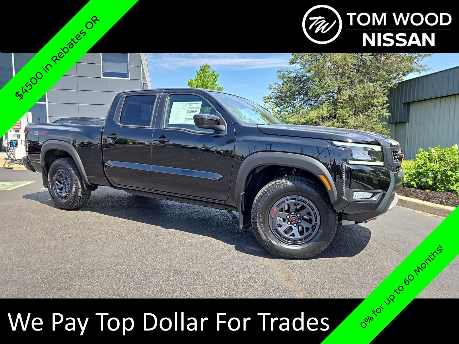 Super Black 2026 Nissan Frontier PRO-4X Crew Cab LB 4WD Pickup Truck Four-Wheel Drive 9-Speed Automatic Overdrive