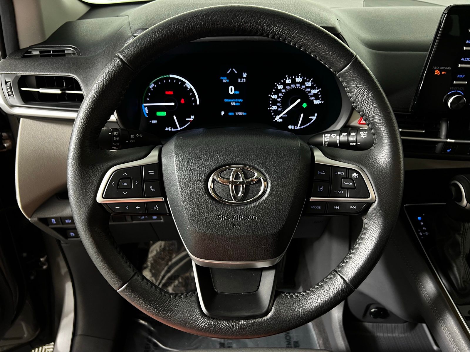 Thumbnail: 2024 Toyota Sienna - 15