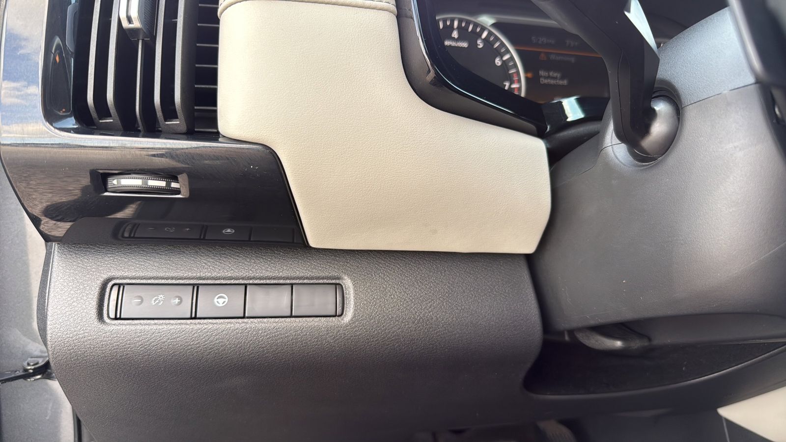 Used Car 2024 Nissan Pathfinder  Sv For Sale Under $30,000 In Austin, Texas