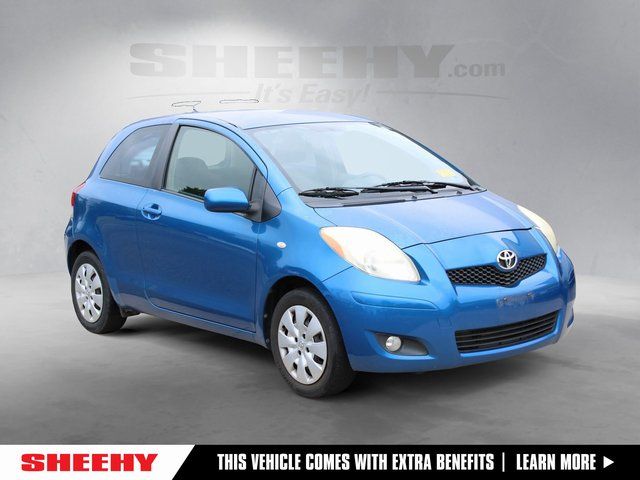 2011 Toyota Yaris 2dr Hatchback