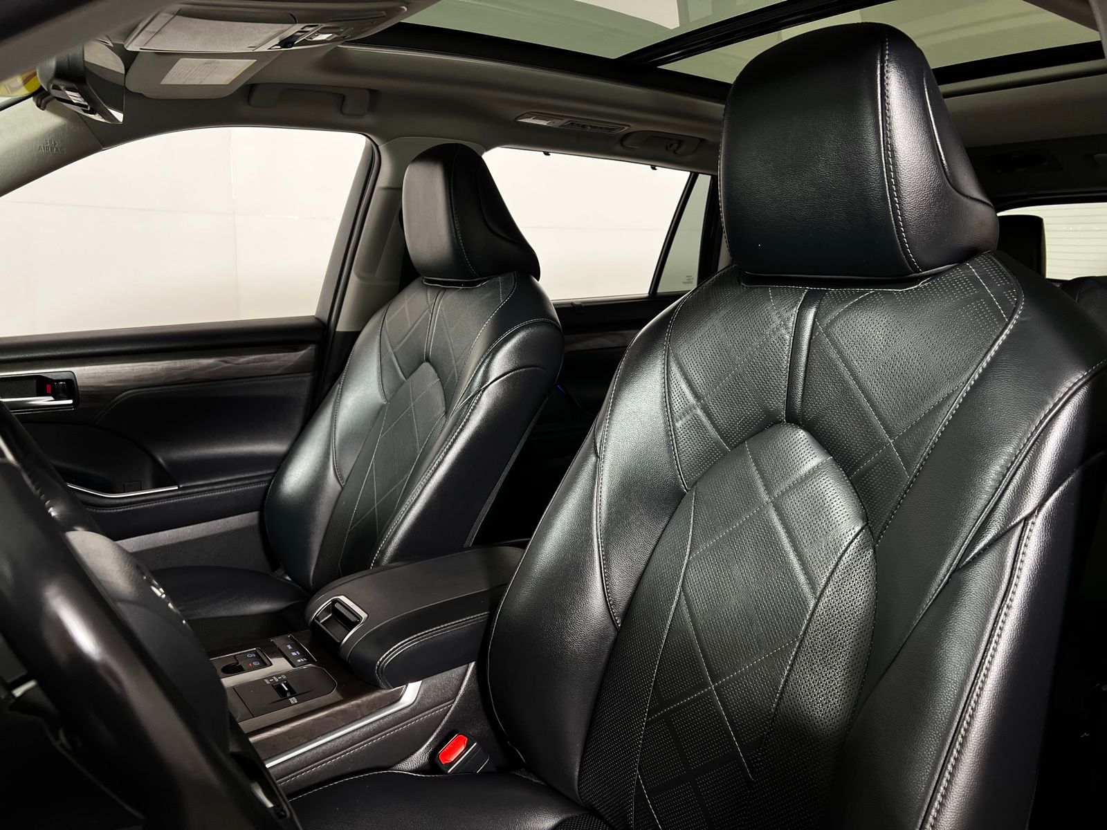2022 Toyota Highlander Platinum 13