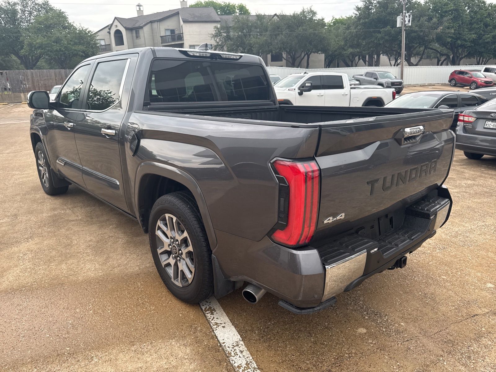 View vehicle photo 6