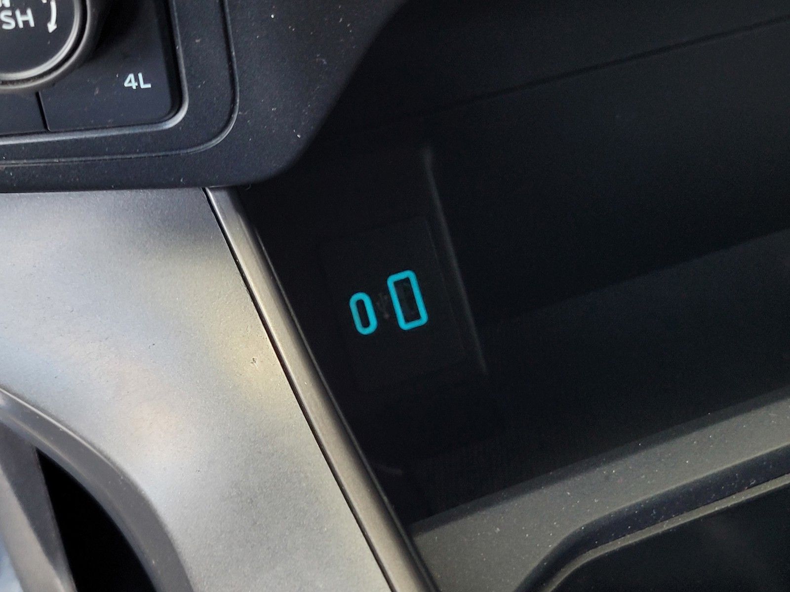 Used 2024 Black Ford XLT image 22