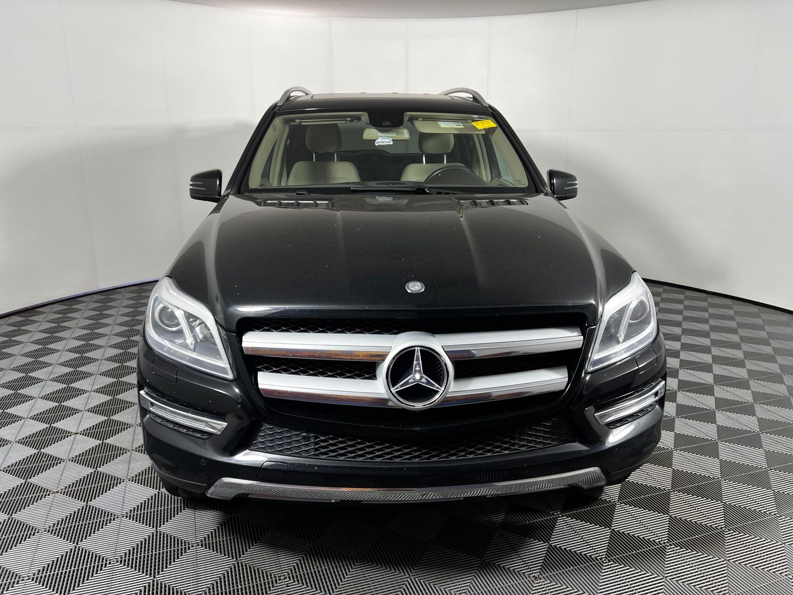 Thumbnail: 2015 Mercedes-Benz GL-Class - 2
