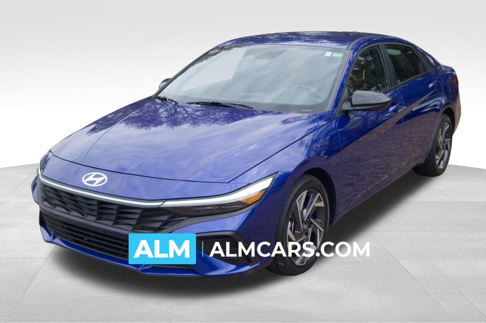 2025 Hyundai Elantra SEL's photo