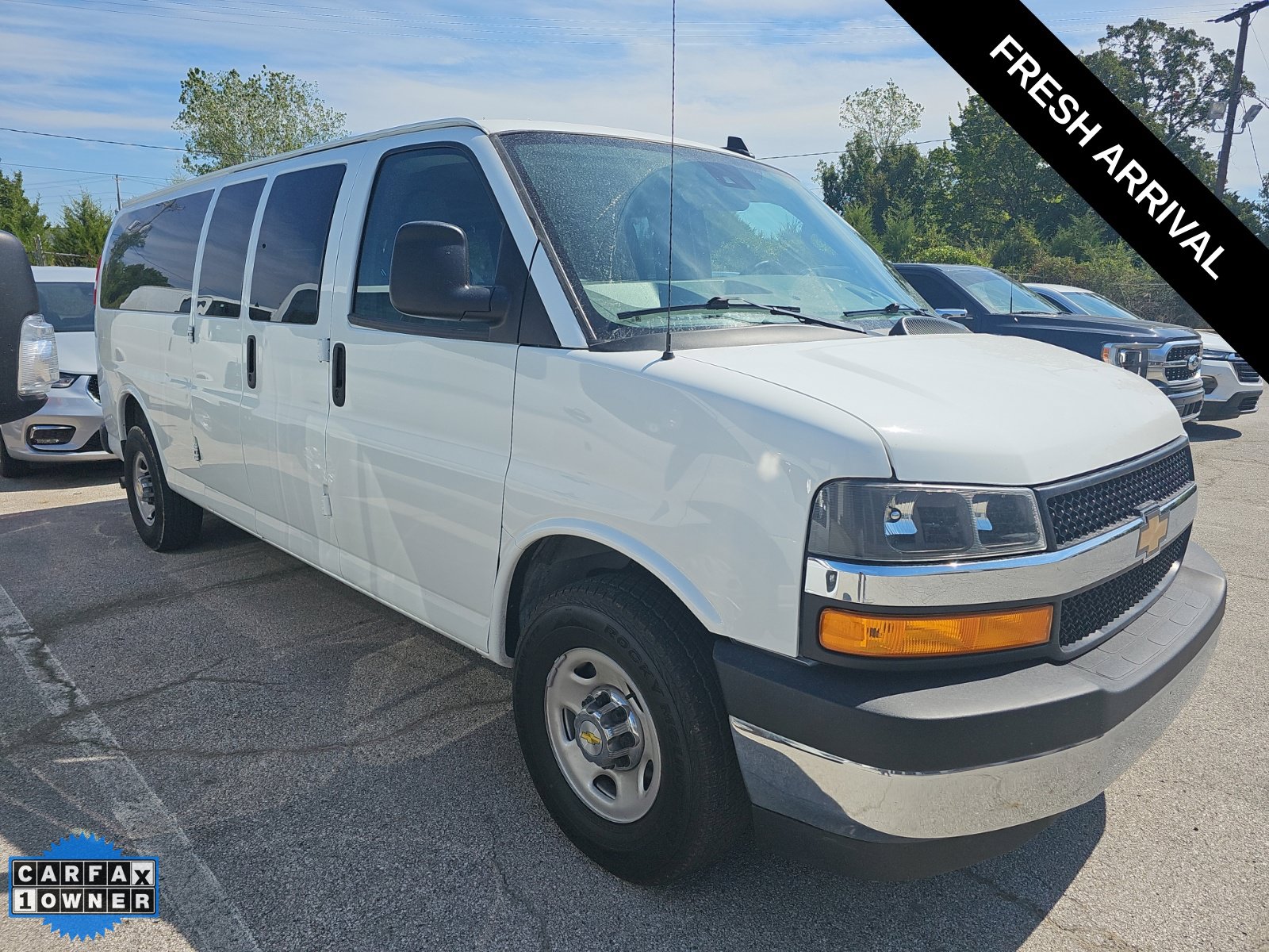 2025 Chevrolet Express 3500 LT Extended RWD