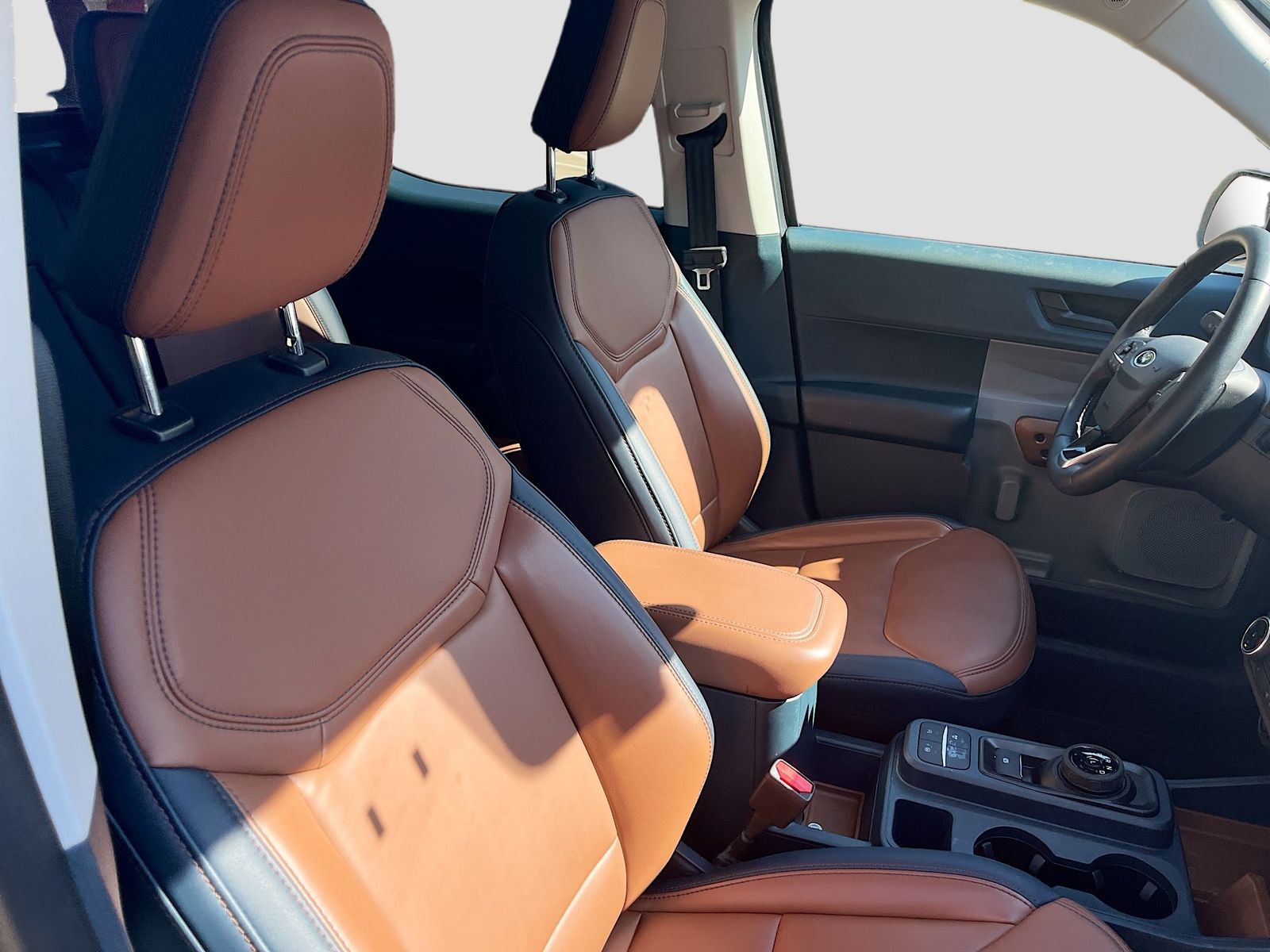 Used 2024 Gray Ford Lariat image 28