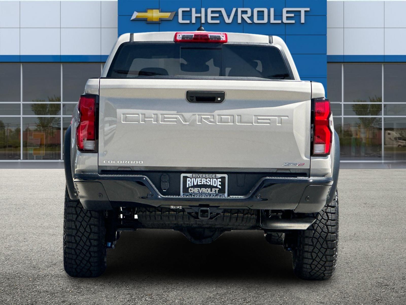 New 2026 White Chevrolet ZR2 image 5