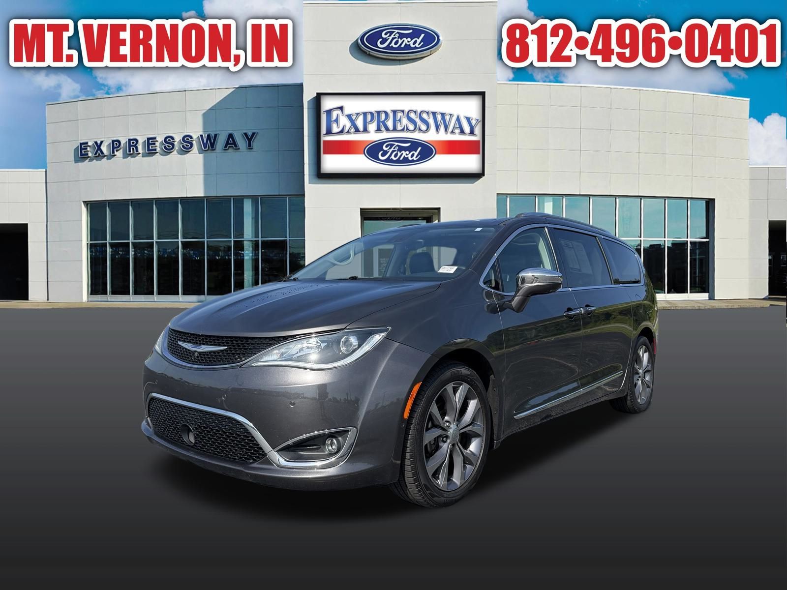 2019 Chrysler Pacifica image 1