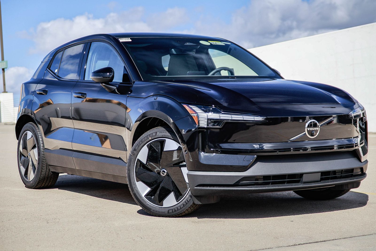 2026 Volvo EX30 Twin Motor Performance Ultra's photo