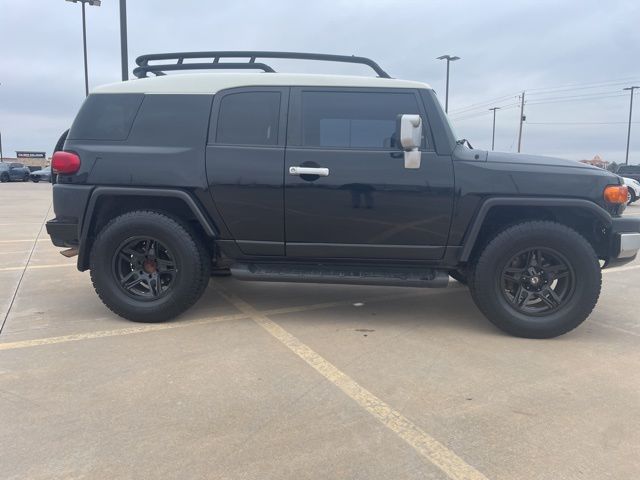 2008 Toyota FJ Cruiser Base 2