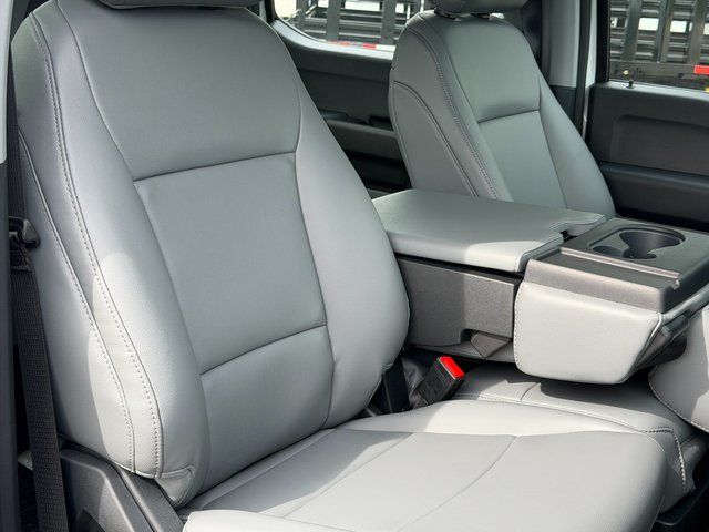 New 2026 Oxford White Ford XL image 12