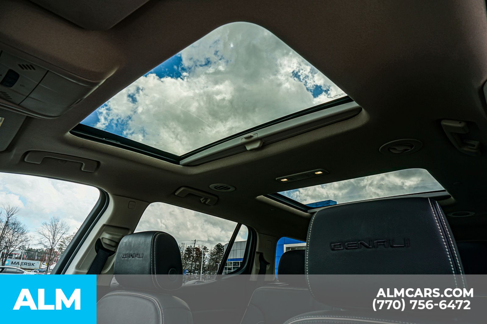 Used 2023 White GMC Denali image 62