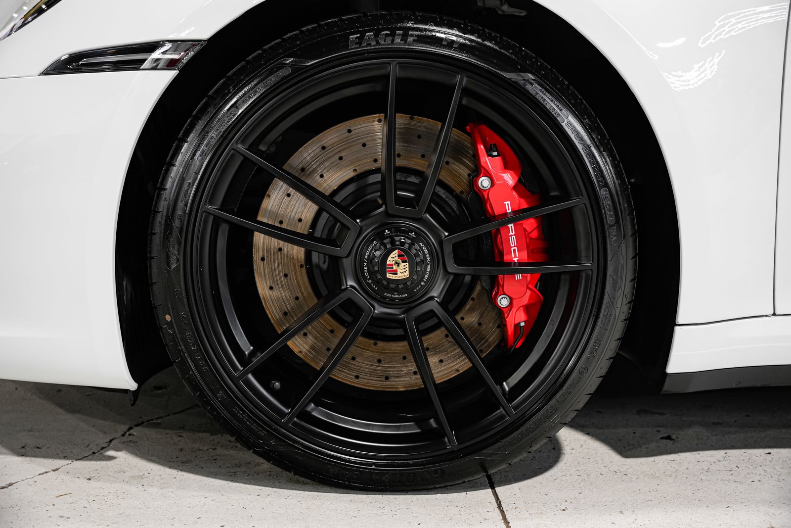 2022 Porsche 911 Carrera GTS — photo 46