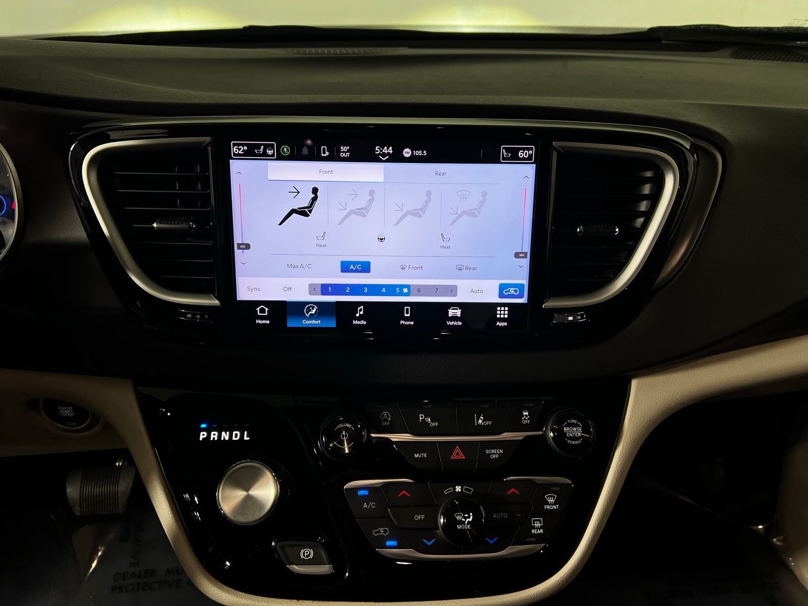 Thumbnail: 2024 Chrysler Pacifica - 19