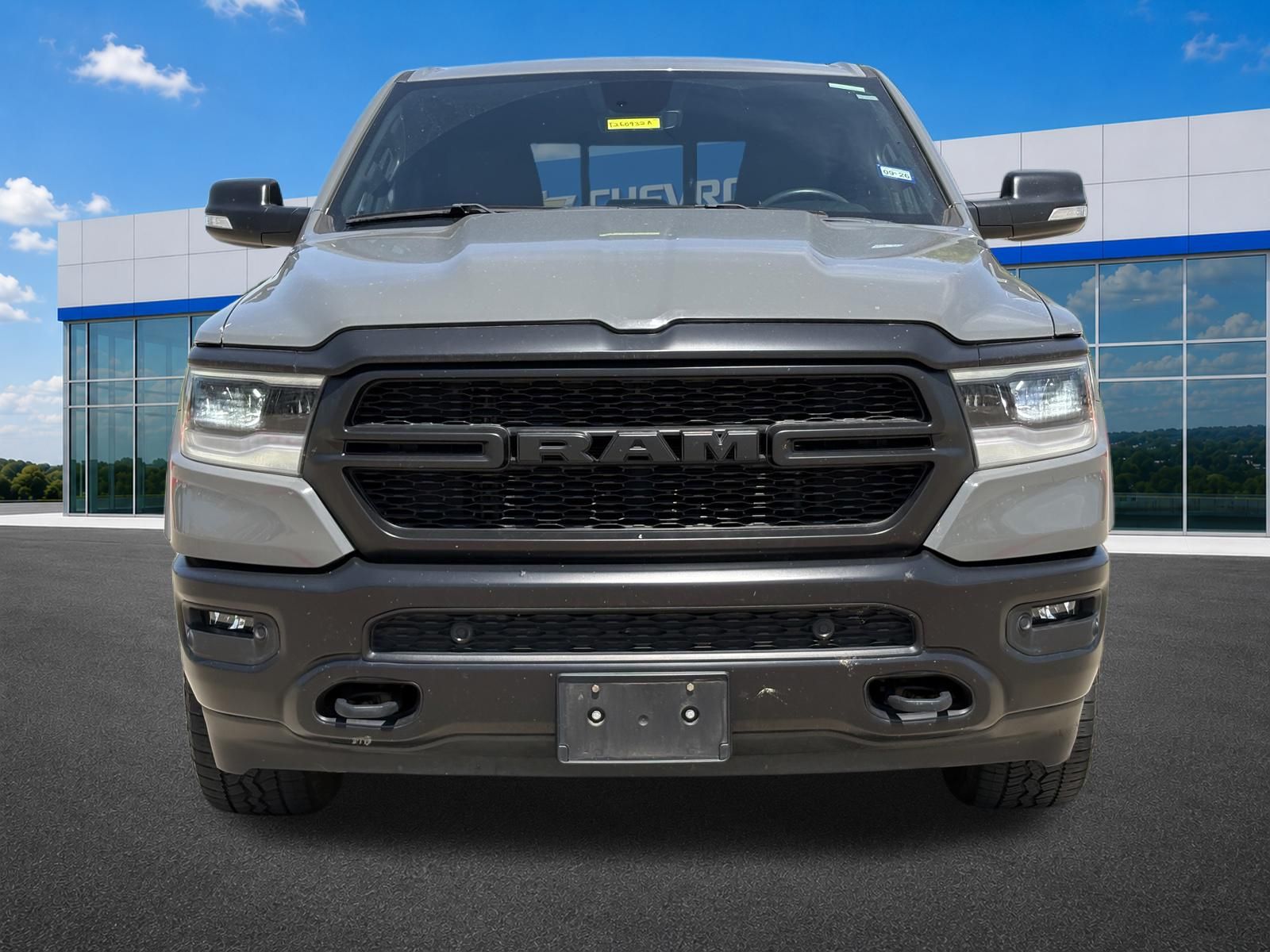 View vehicle photo 2