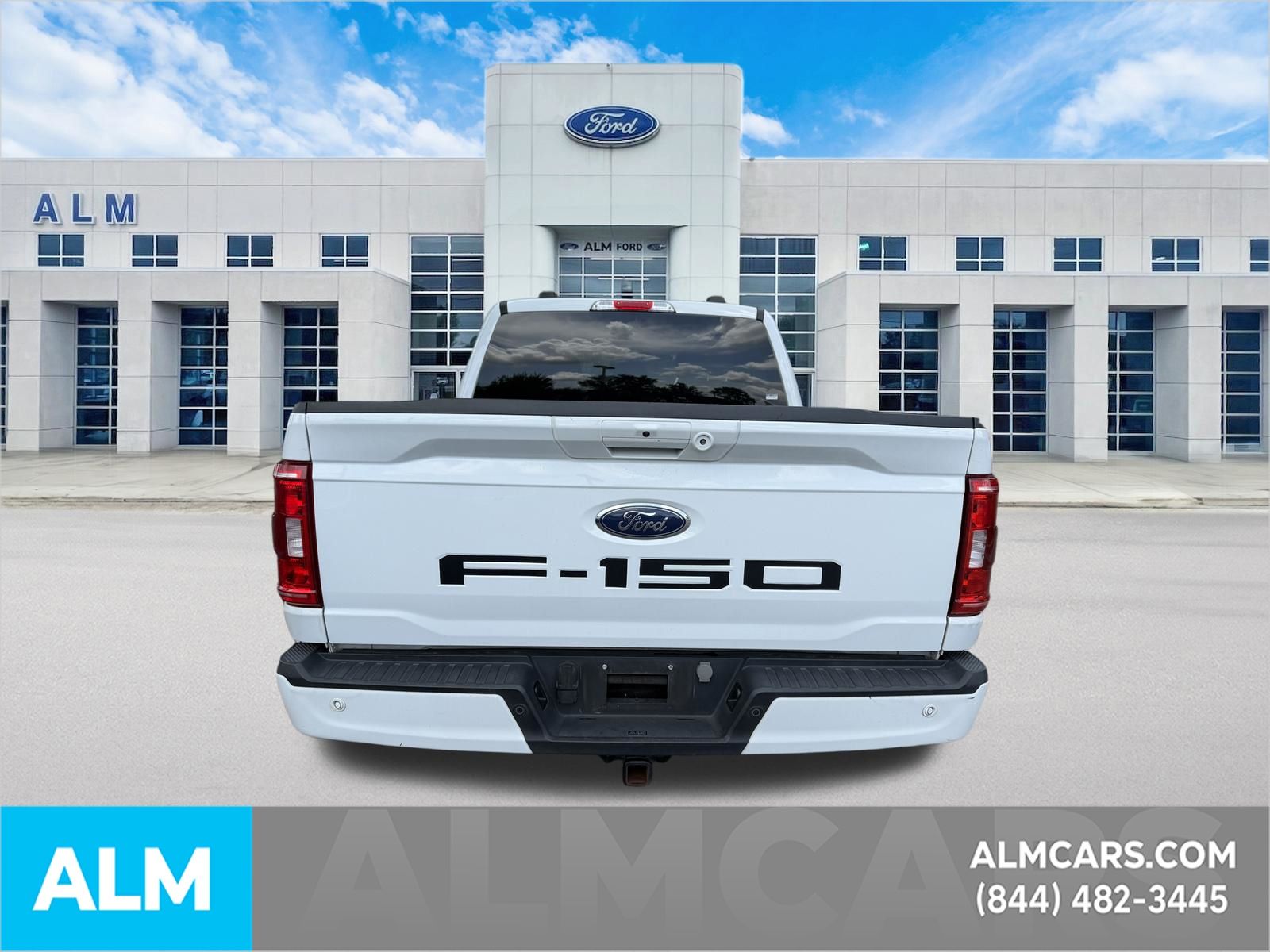 Used 2023 White Ford XLT image 9