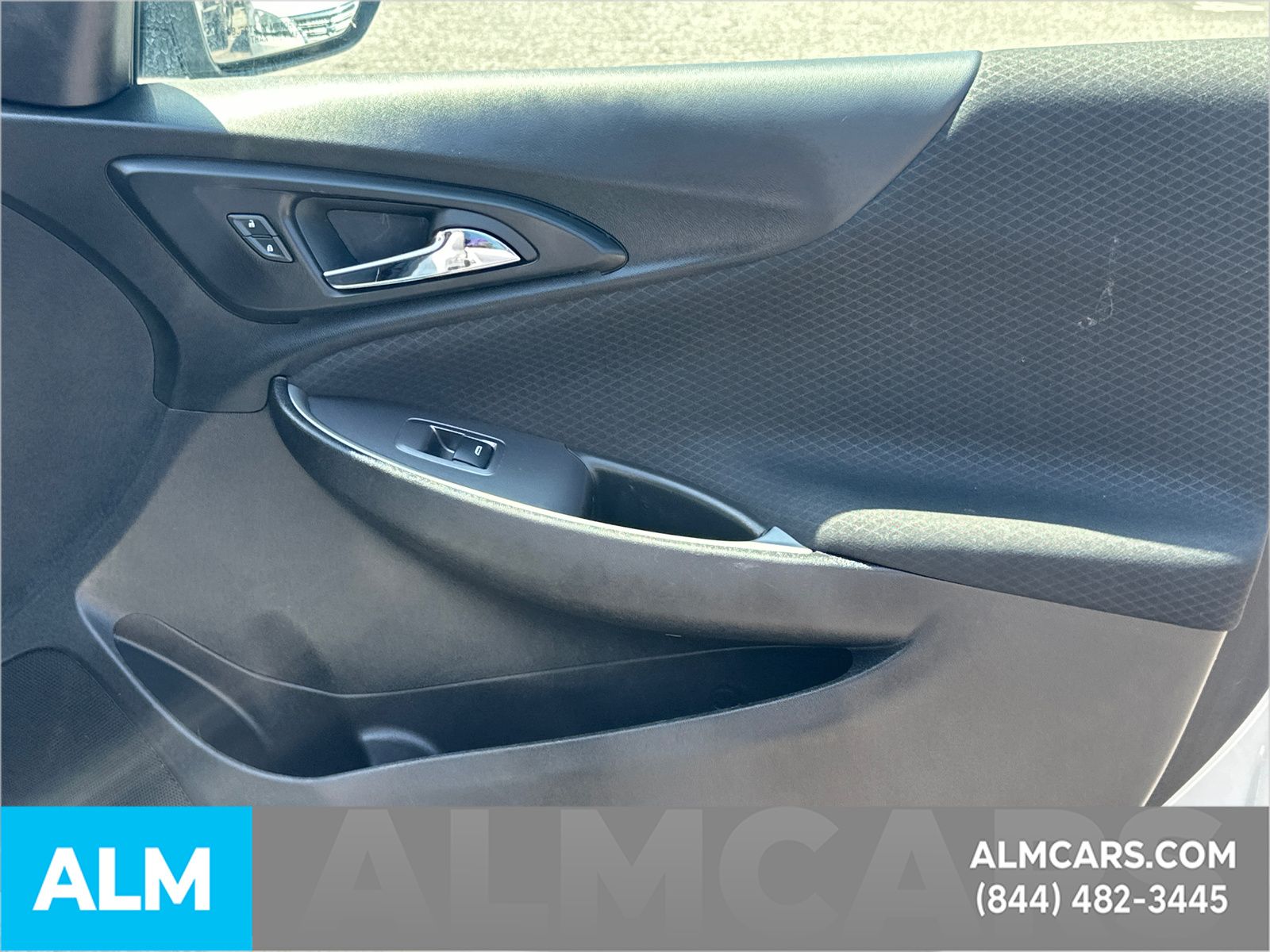 Used 2024 White Chevrolet LT image 16