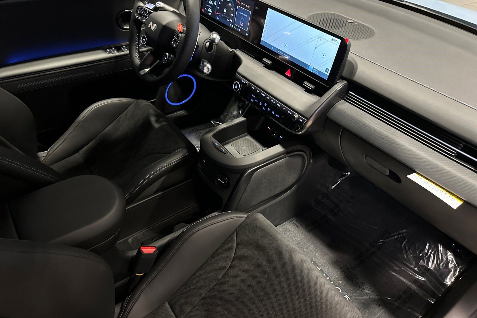 2025 Hyundai IONIQ 5 N - Photo 15