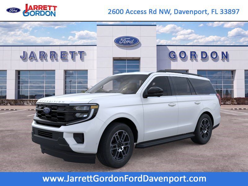 Star White Metallic Tri-Coat 2026 Ford Expedition SUV / Crossover 4X2 Automatic