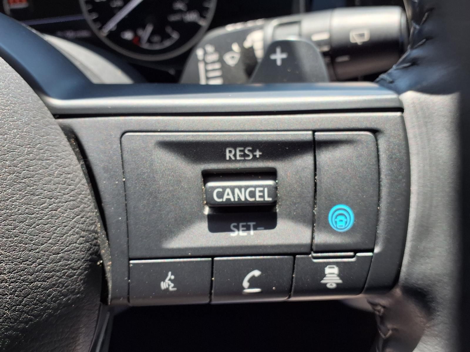 2024 Nissan Pathfinder SV White at Westside Lexus