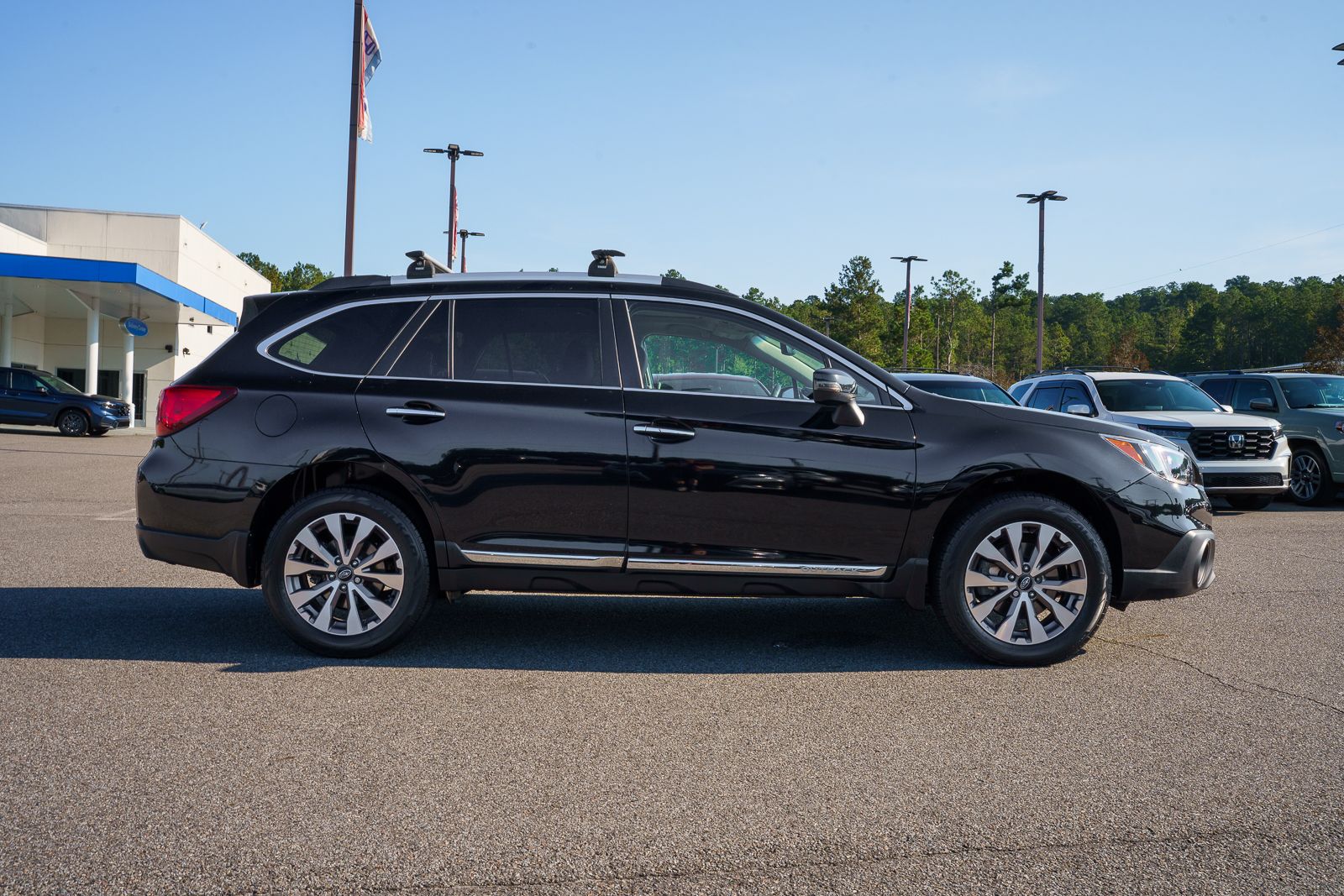 Used 2017 Subaru Outback SUV