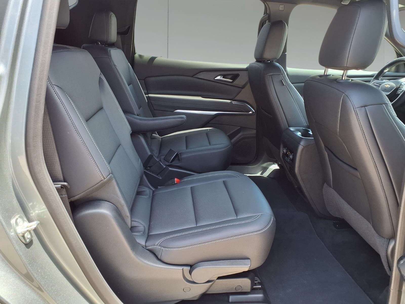 2025 Chevrolet Traverse LT Gray at Big Star Buick GMC
