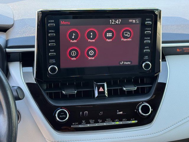 Used 2020 White Toyota SE image 5