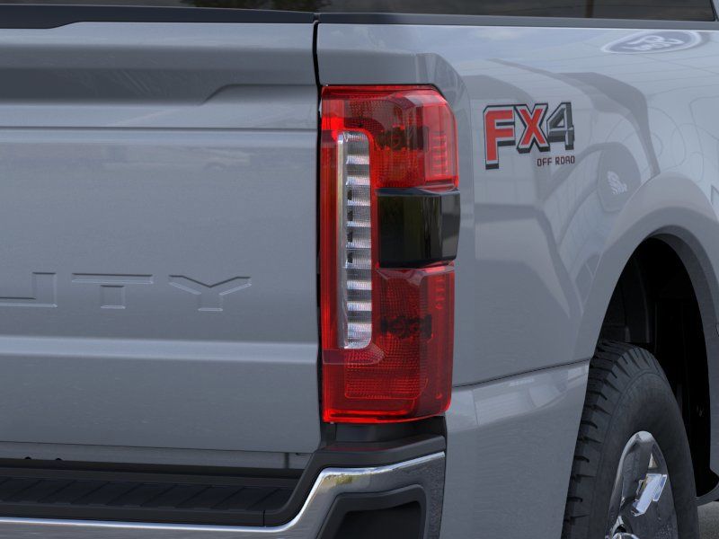New 2026 Glacier Gray Metallic Tri-Coat Ford Lariat image 21