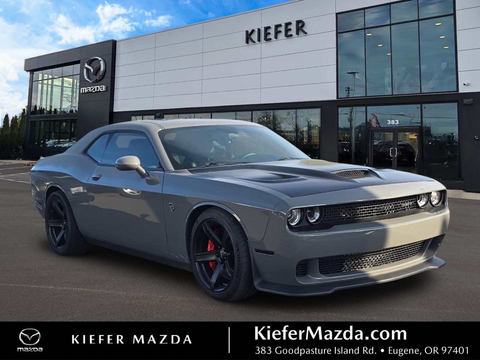 Destroyer Gray Clearcoat 2017 Dodge Challenger SRT Hellcat RWD Coupe Rear-Wheel Drive 8-Speed Automatic