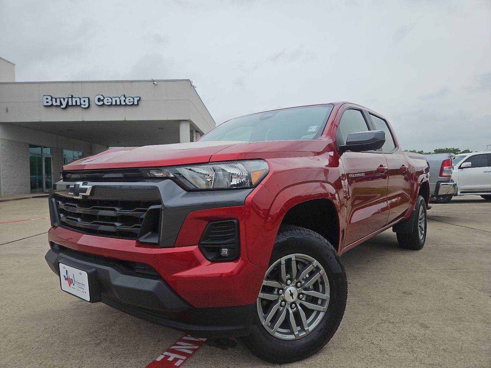 2024 Chevrolet Colorado LT - 0