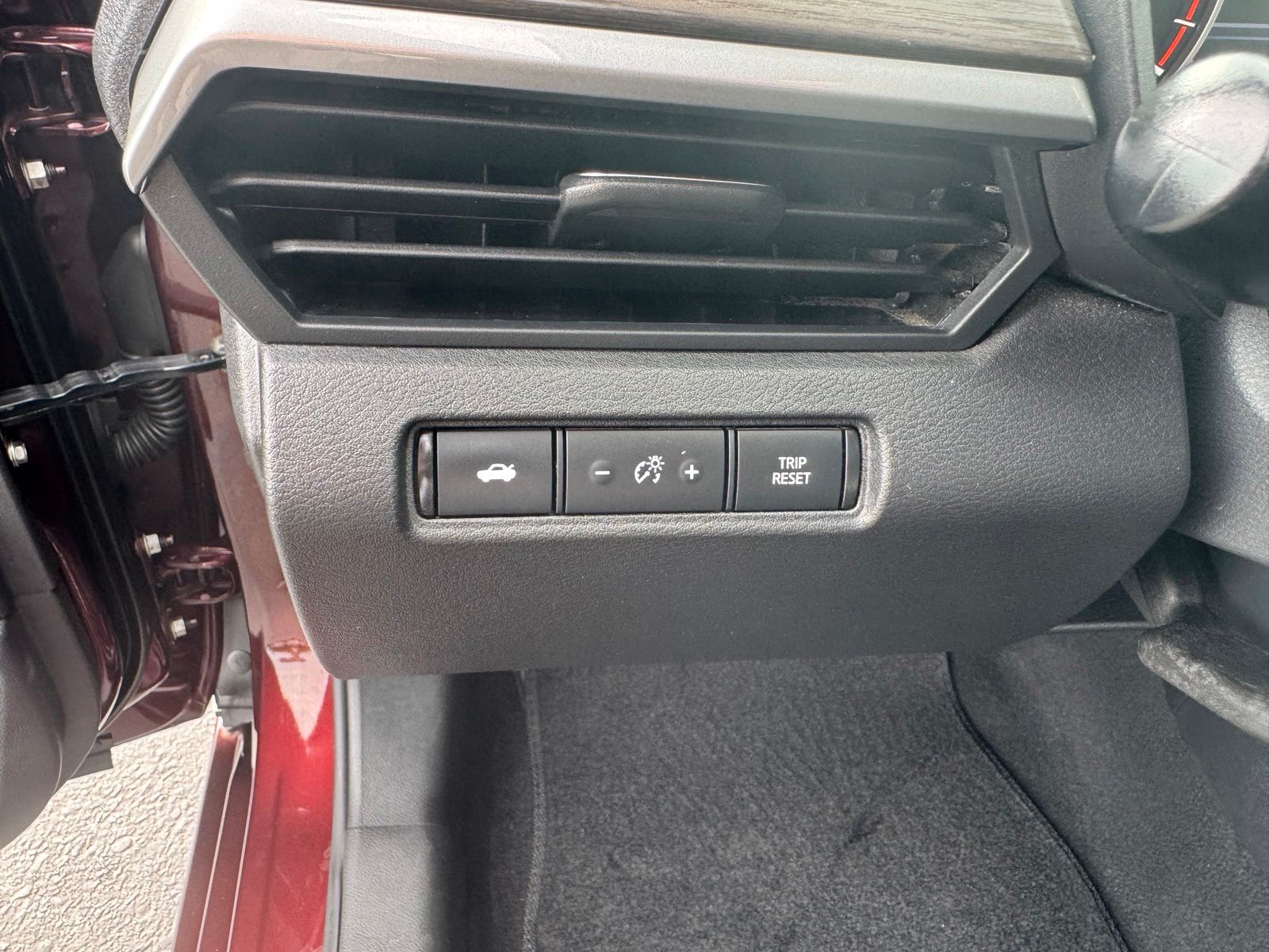 Used 2024 Nissan Altima Sedan