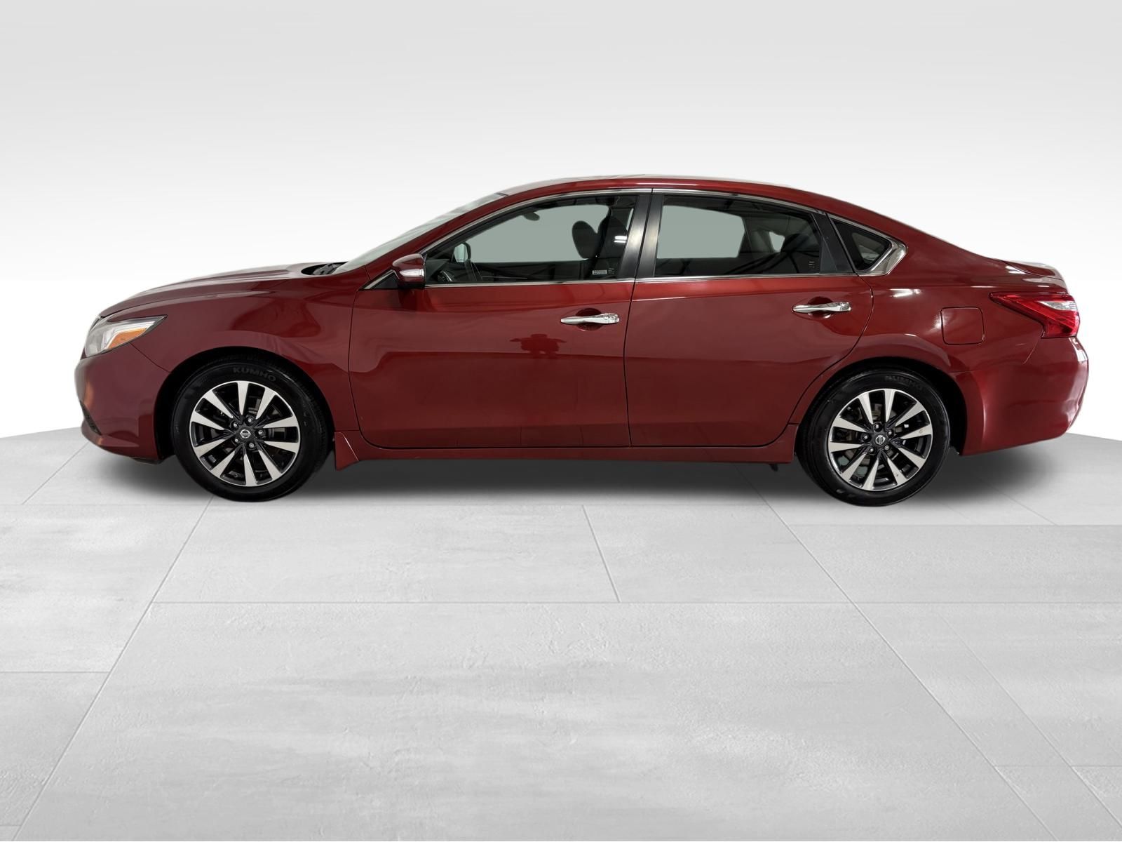 Used Car 2016 Nissan Altima  2.5 Sv For Sale Under $12,000 In Austin, Texas