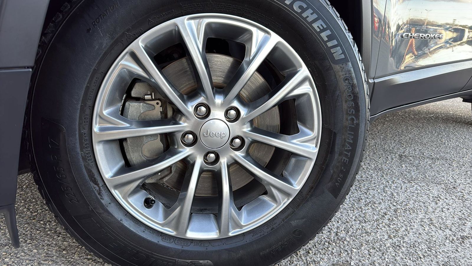 Used Car 2020 Jeep Cherokee  For Sale Under $20,000 In Austin, Texas