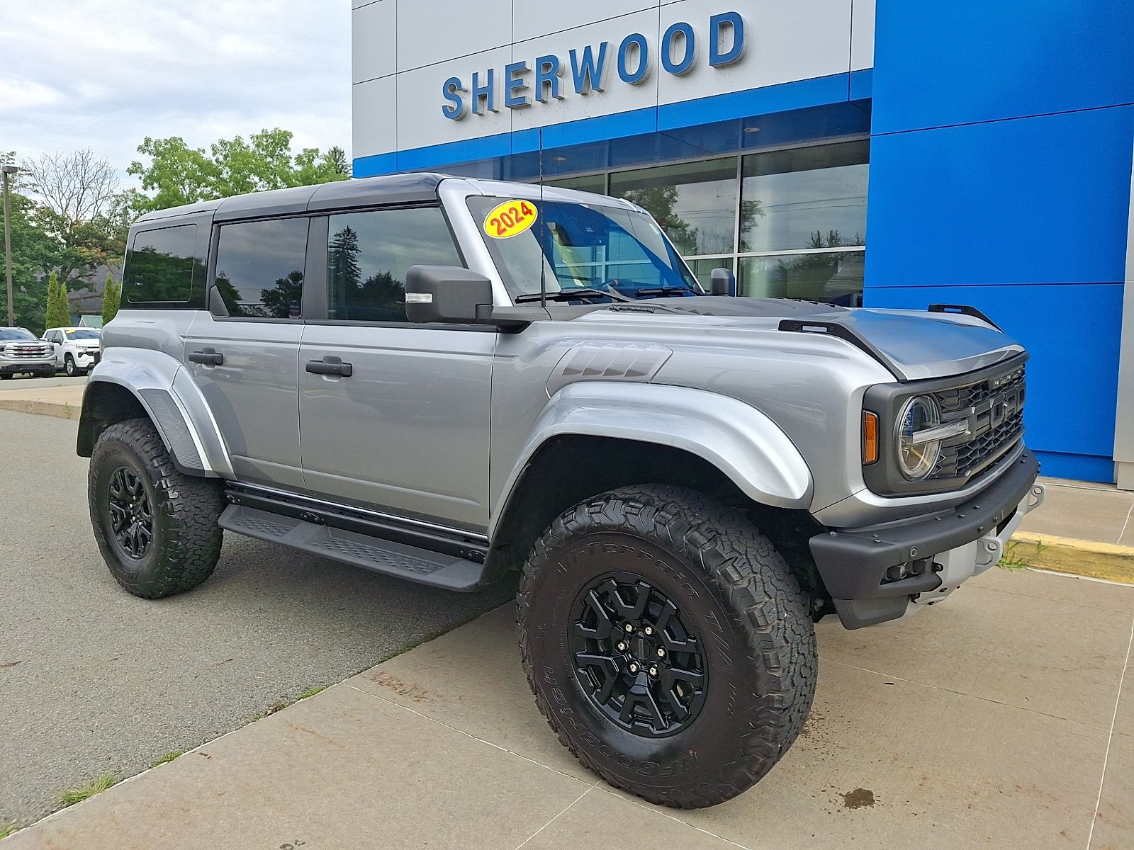 Silver Metallic 2024 Ford Bronco Raptor SUV / Crossover Four-Wheel Drive Automatic