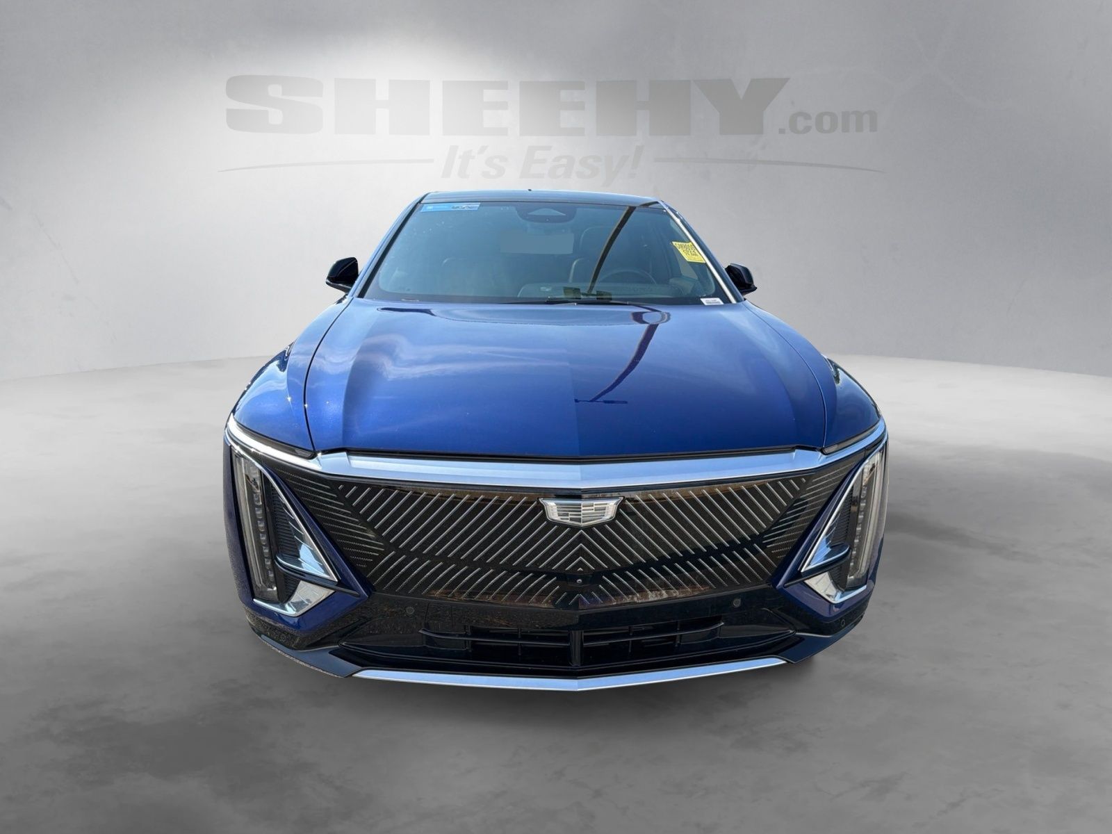 Used 2024 Blue Cadillac Luxury image 4