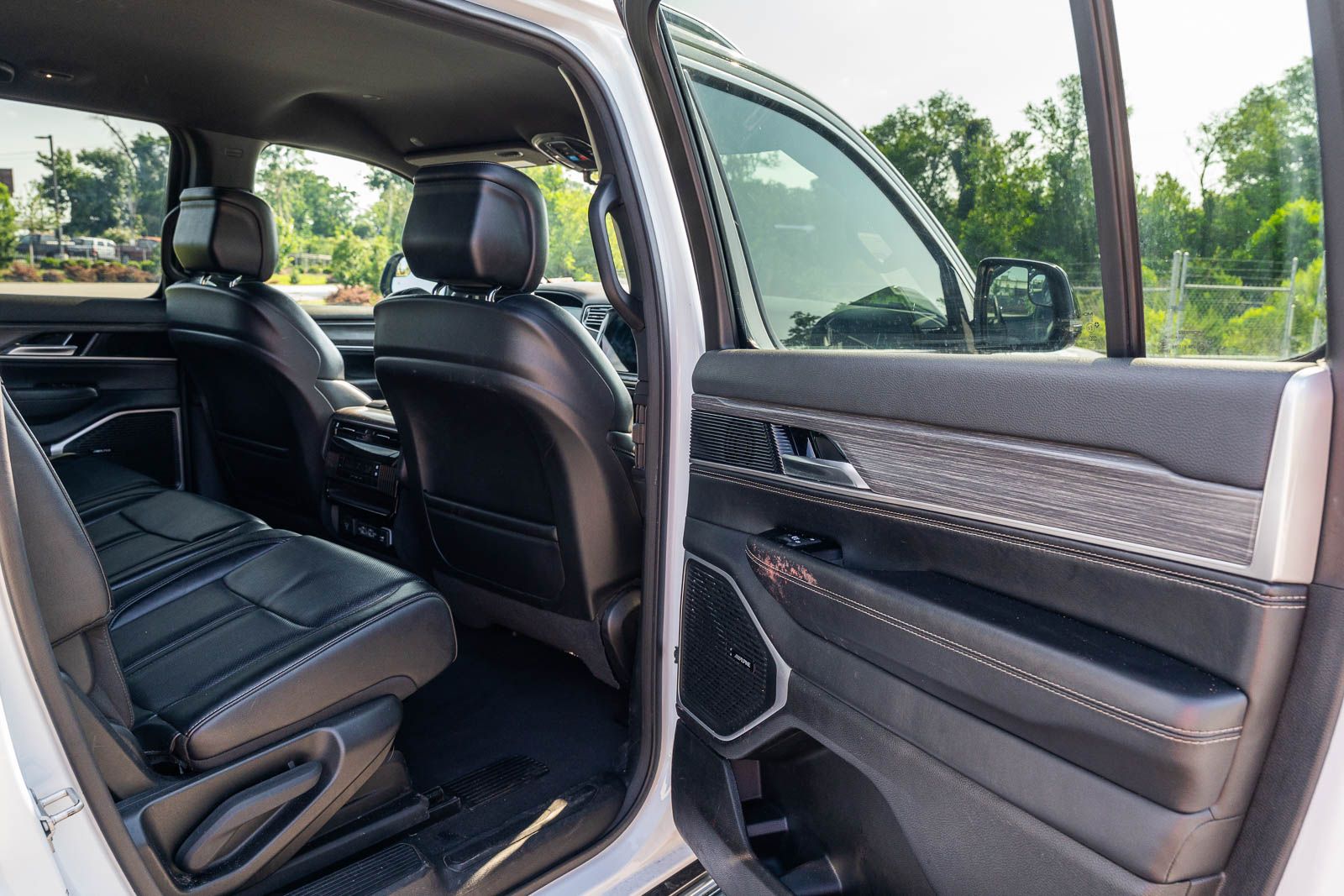 Used 2024 Jeep Wagoneer SUV