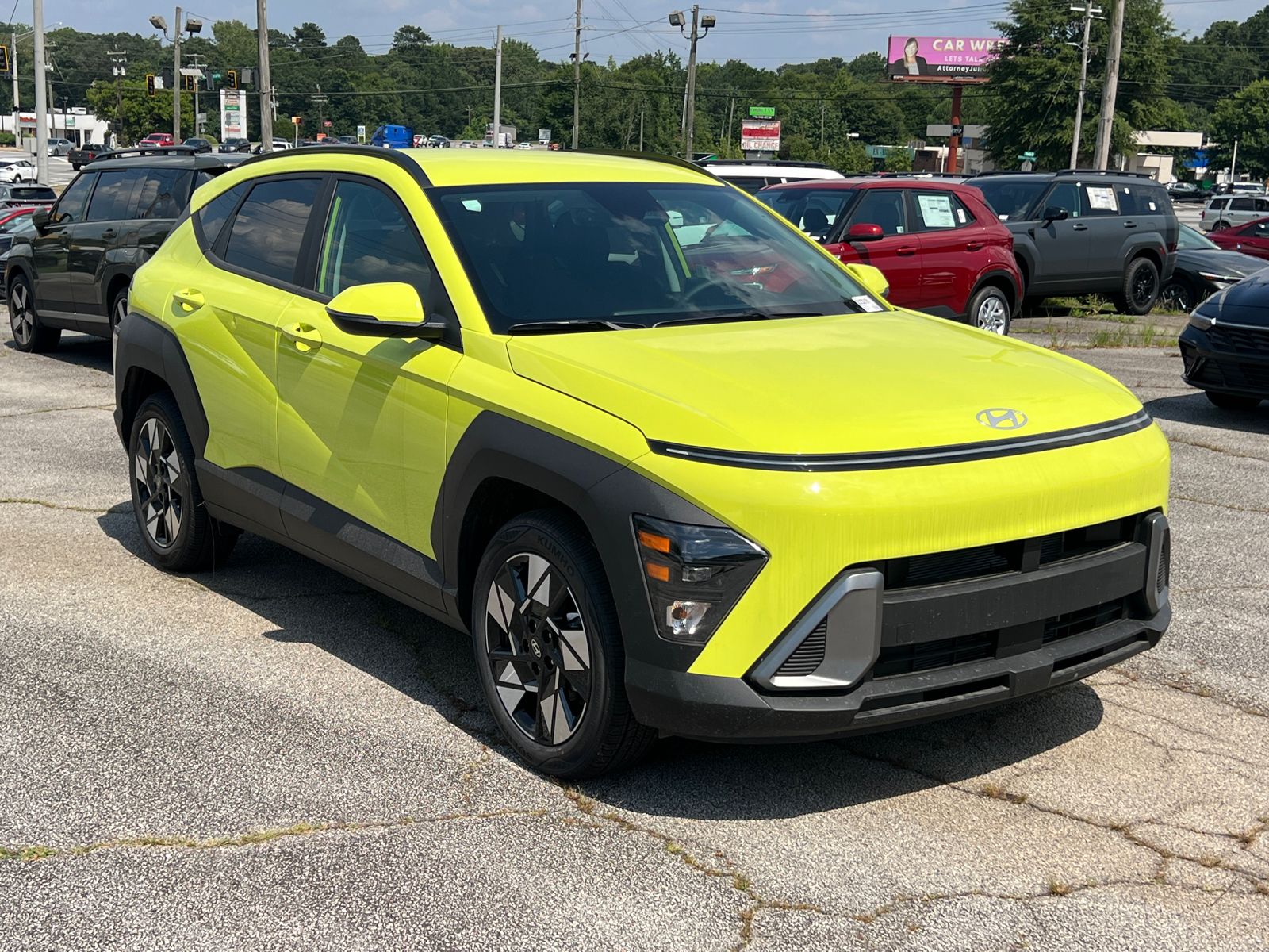 2025 Hyundai Kona SEL photo 3