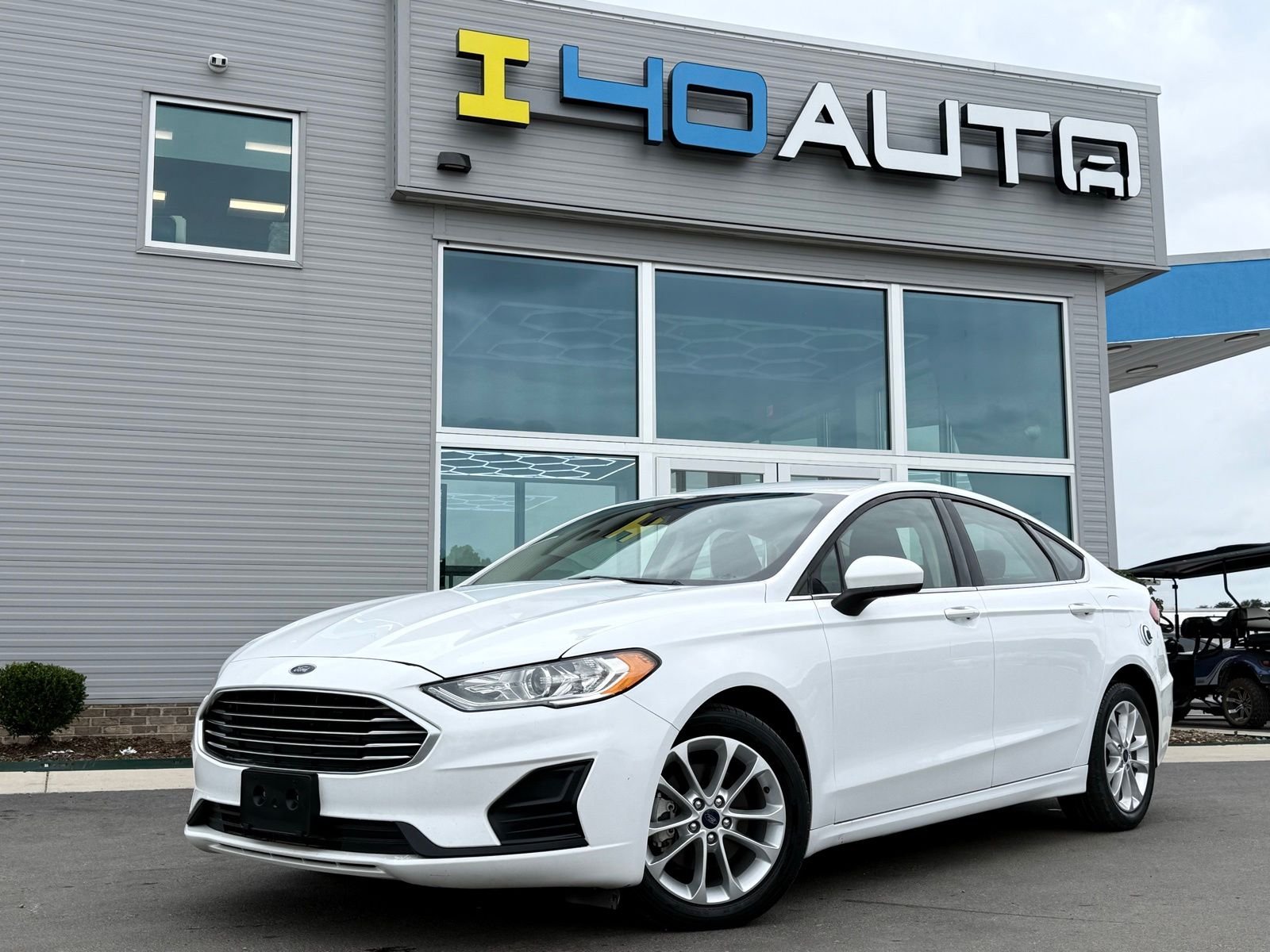 Oxford White 2020 Ford Fusion Hybrid Sedan Front-Wheel Drive Continuously Variable Transmission