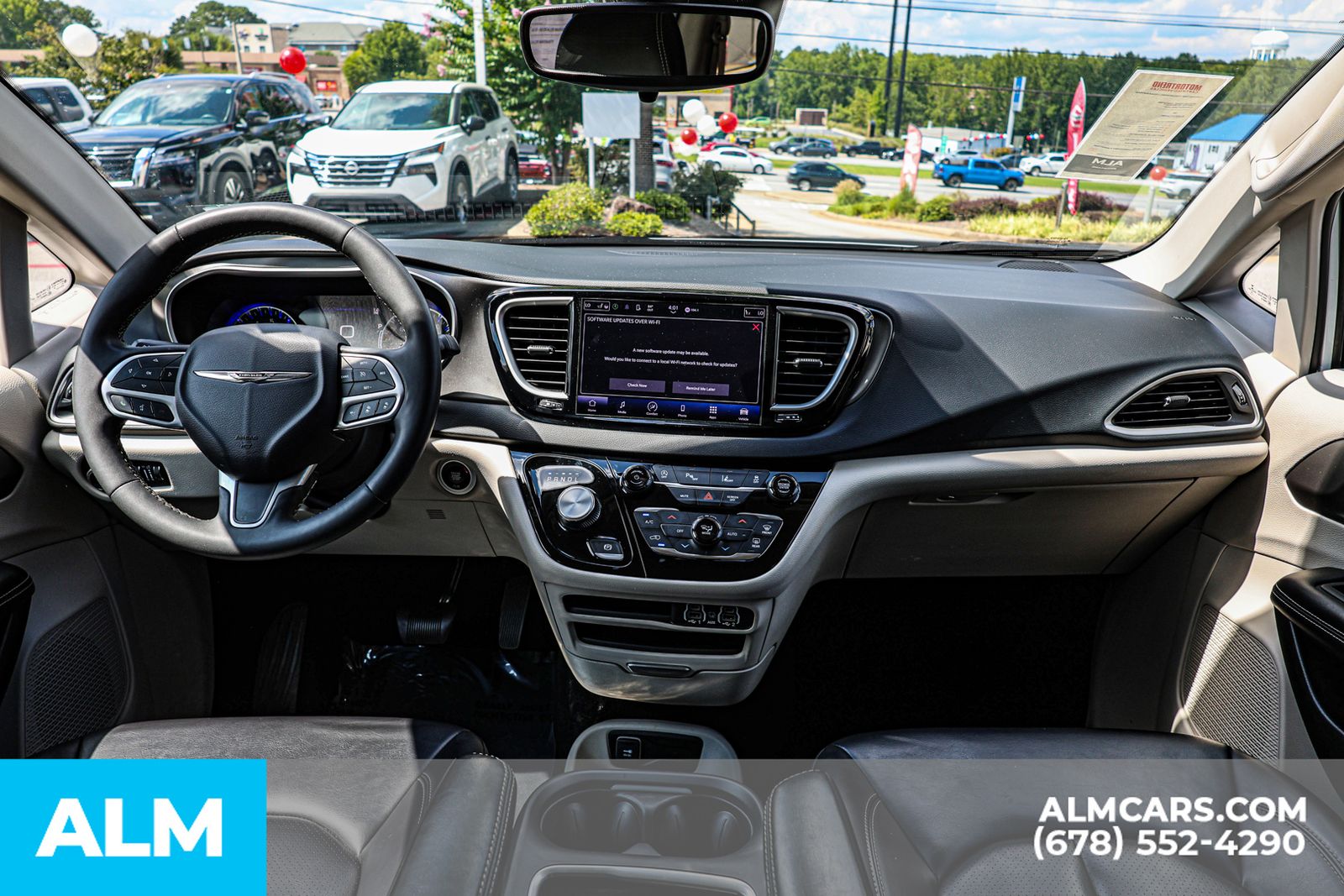 2023 Chrysler Pacifica Touring L photo 20