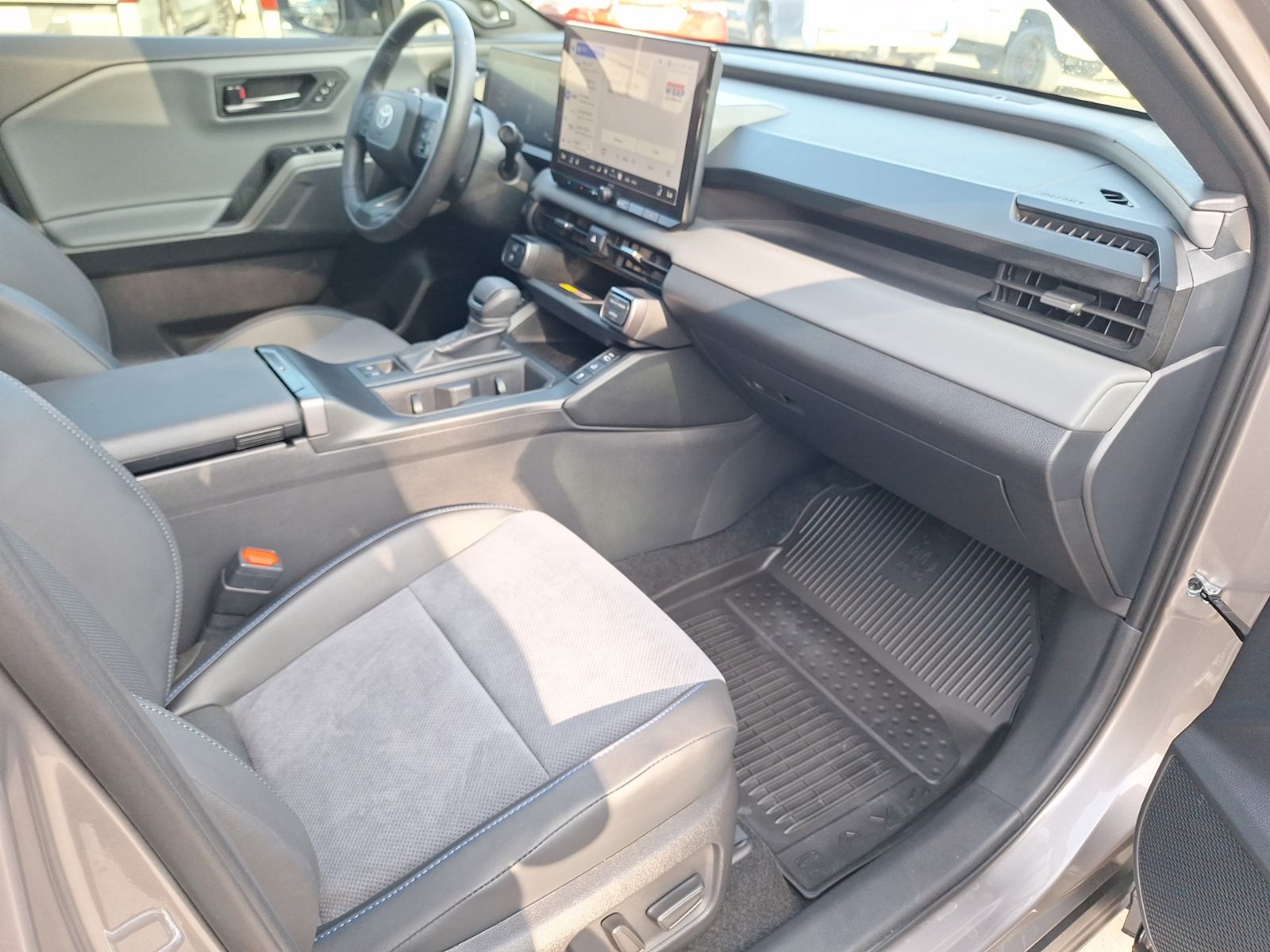 car-gallery-32