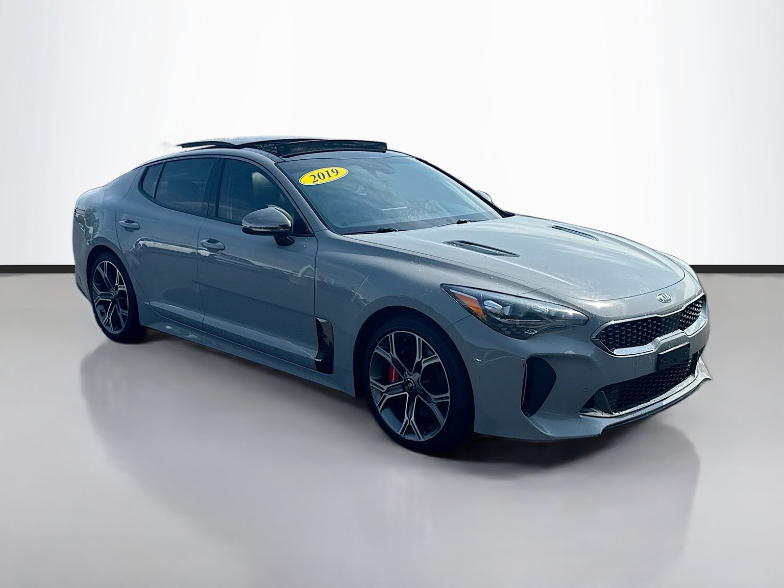 2019 Kia Stinger GT1 AWD's photo